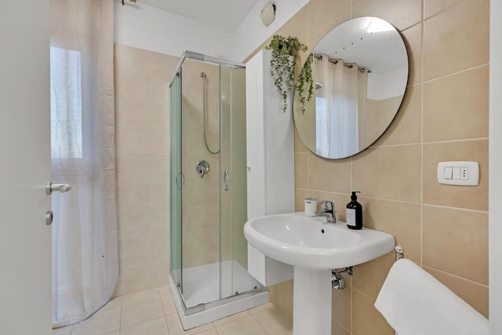 Private Parking-Terrace10 Min To Linate Airport Διαμέρισμα Μιλάνο Εξωτερικό φωτογραφία